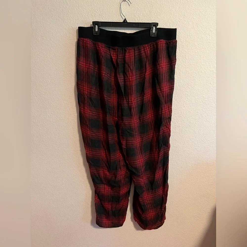 Torrid Red Plaid Sleep Pants Size 2